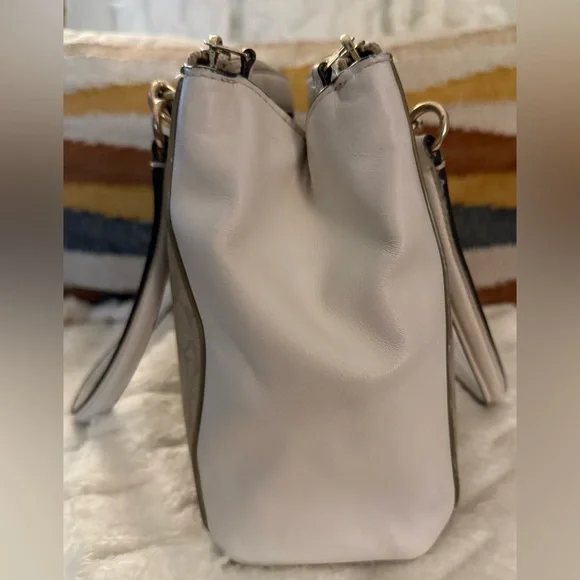 Coach Christie Signature Logo Small Shoulder Bag Carryall Tote - Picture 3 of 15